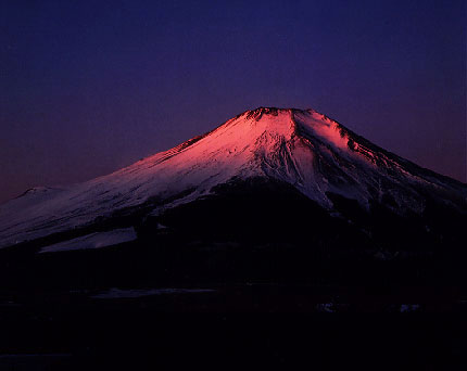 Crimson Fuji of the daybreak
